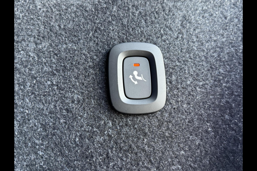 Volvo XC40 1.5 T5 Recharge Bus. Pro Pano|El.Trekhaak|Harman Kardon|Cam