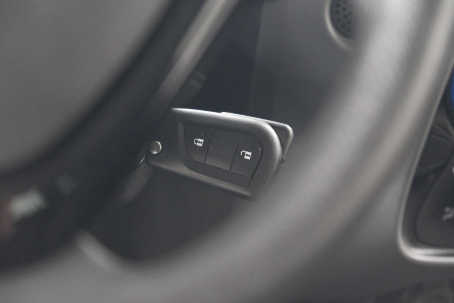 Peugeot 108 1.0 e-VTi Active | Apple Carplay | Bluetooth | Elektrische ramen |  5 Deurs