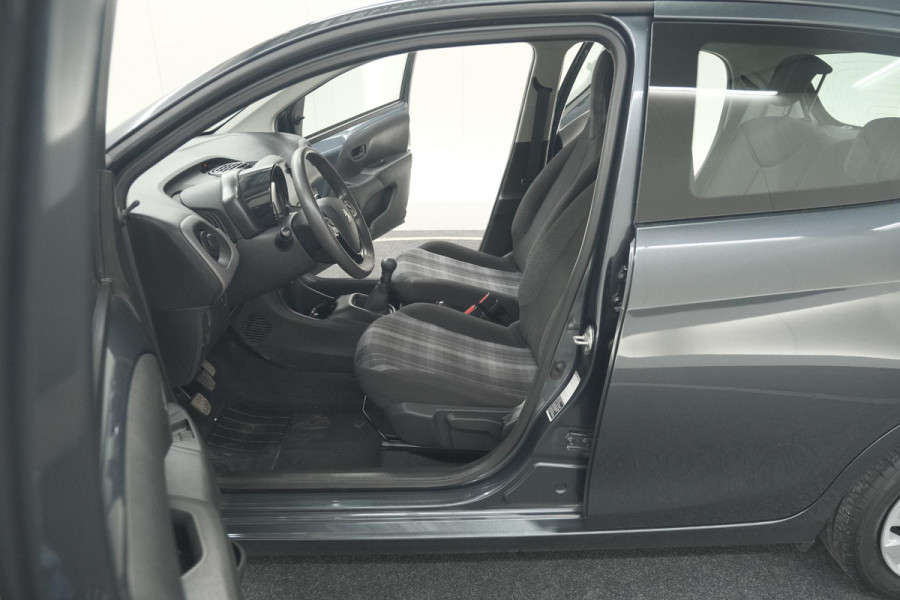 Peugeot 108 1.0 e-VTi Active | Apple Carplay | Bluetooth | Elektrische ramen |  5 Deurs