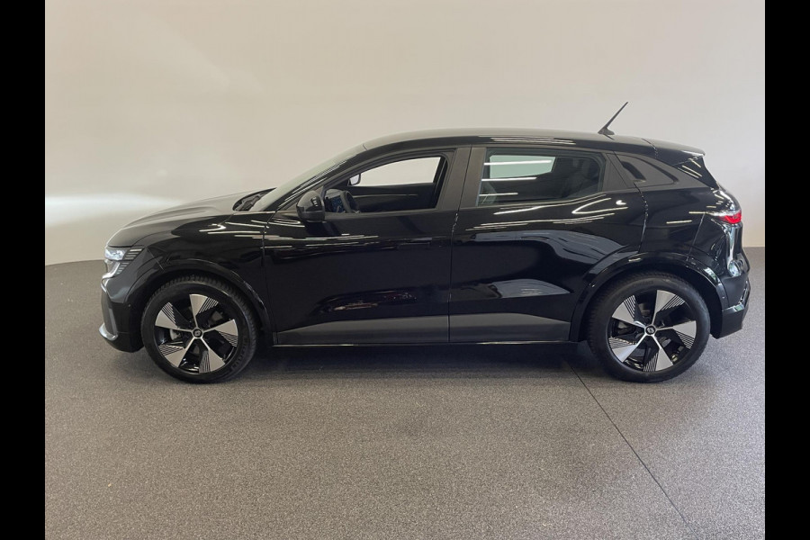 Renault Mégane E-Tech EV60 Optimum Charge Evolution Climate control Navigatie Cruise Control Parkeersensoren LED Keyless Apple Carplay/ Android Auto
