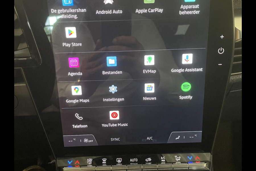 Renault Mégane E-Tech EV60 Optimum Charge Evolution Climate control Navigatie Cruise Control Parkeersensoren LED Keyless Apple Carplay/ Android Auto