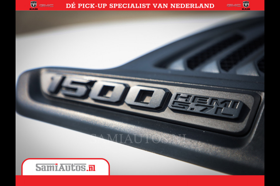 Dodge Ram 1500 Laramie Night Edition | 5.7V8 4X4 | Sport Line met Panorama dak en Camera en veel meer | Luxe Leder | Comfortabele Dubbele Cabine met Royale 5 Zitplaatsen |