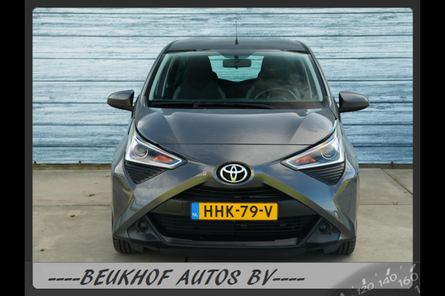 Toyota Aygo 1.0 VVT-i x-joy Automaat Carplay Bluetooth Cam
