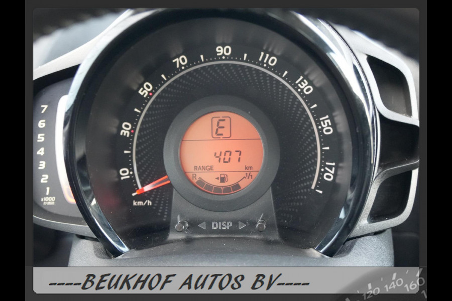 Toyota Aygo 1.0 VVT-i x-joy Automaat Carplay Bluetooth Cam