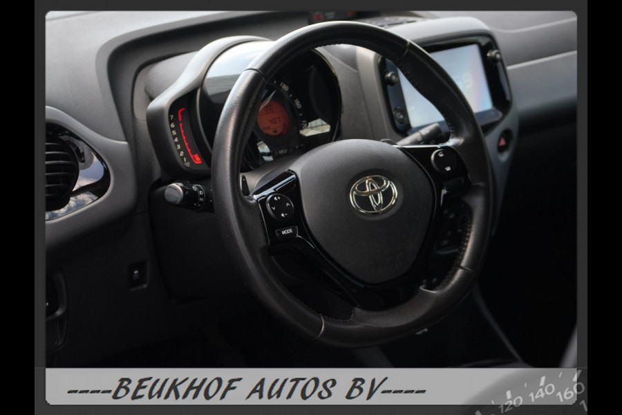 Toyota Aygo 1.0 VVT-i x-joy Automaat Carplay Bluetooth Cam
