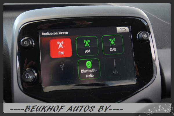 Toyota Aygo 1.0 VVT-i x-joy Automaat Carplay Bluetooth Cam