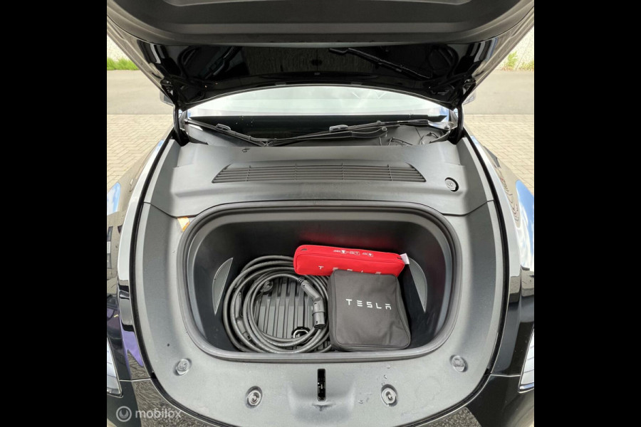 Tesla Model Y RWD 2023 X-TREME ACHTERLICHT