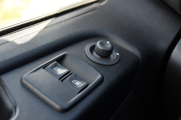 Fiat Talento 2.0 MultiJet L2H1 PB Edition Cruise, Carplay, Sensoren, 145PK, Sensoren, Airco, Multimedia, NAVI, Uniek!