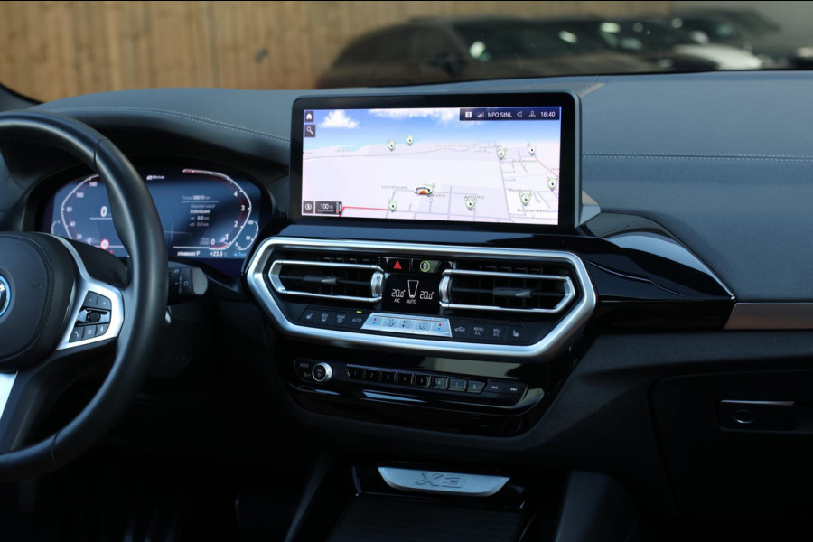 BMW X3 XDrive30e M-Sport *Pano*M-Stoelen*360 Camera*Keyless*Head-Up*