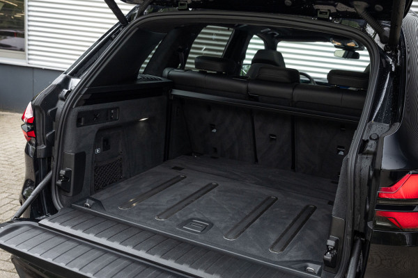BMW X5 M Competition - Facelift - Skylounge Pano - Bowers & Wilkins - Trekhaak - M-Driver's Pack