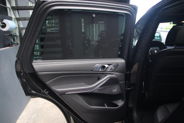 BMW X5 XDrive45e B&W-CRYSTAL-HUD-MEMORY-MASSAGE-STOELKOELING