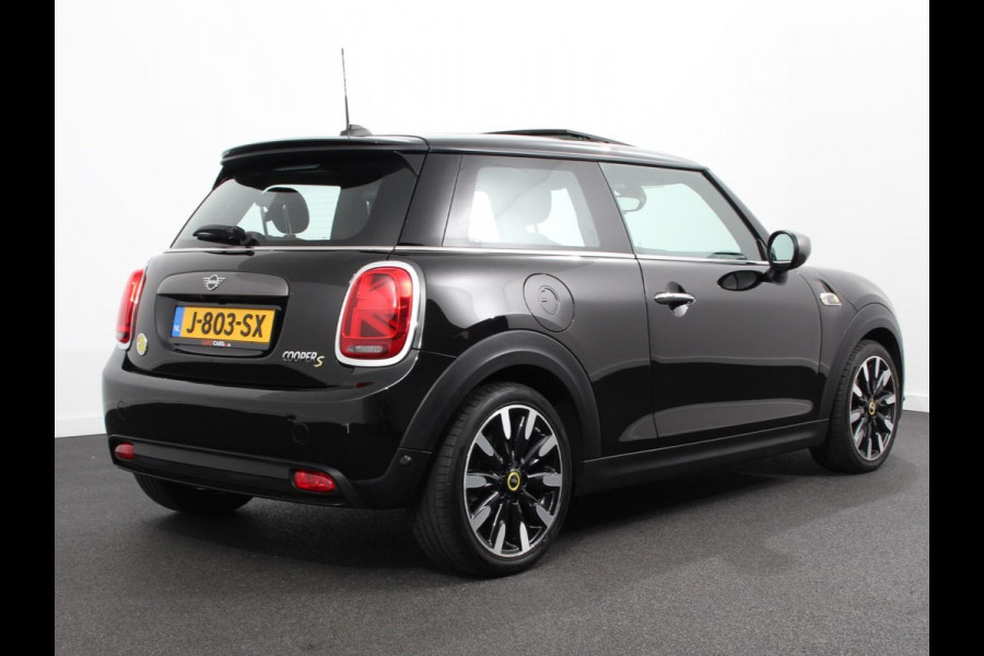MINI Mini Electric Yours 33 kWh Leder Climate Control Cruise Control Navigatie Camera Harman Kardon Panoramadak Stoelverwarming