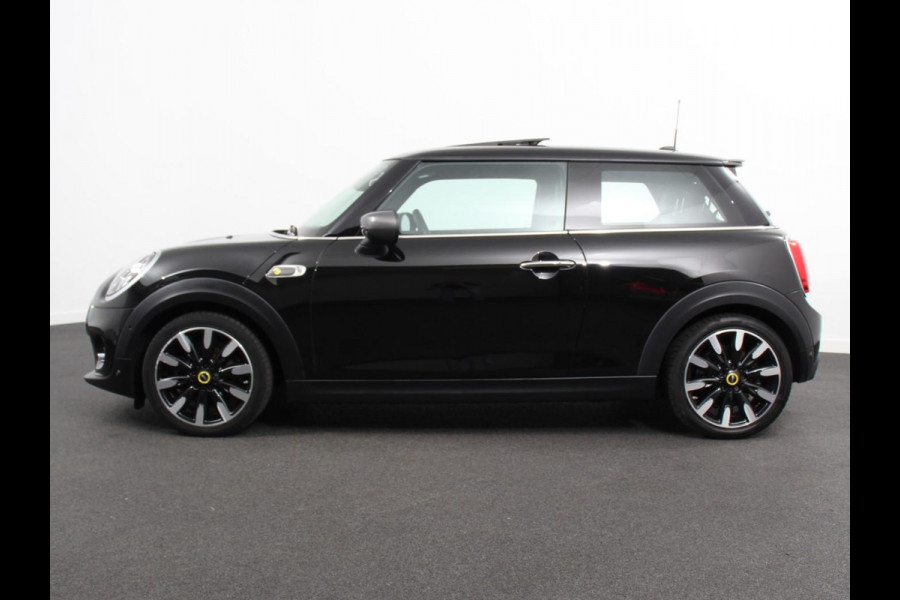 MINI Mini Electric Yours 33 kWh Leder Climate Control Cruise Control Navigatie Camera Harman Kardon Panoramadak Stoelverwarming