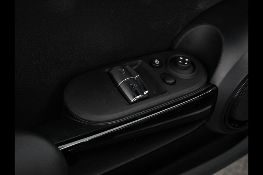 MINI Mini Electric Yours 33 kWh Leder Climate Control Cruise Control Navigatie Camera Harman Kardon Panoramadak Stoelverwarming