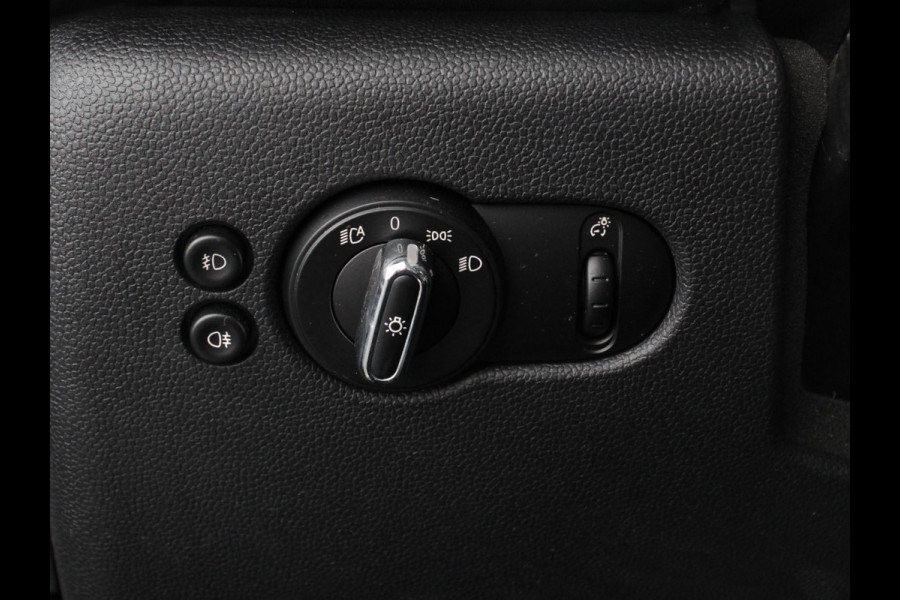 MINI Mini Electric Yours 33 kWh Leder Climate Control Cruise Control Navigatie Camera Harman Kardon Panoramadak Stoelverwarming