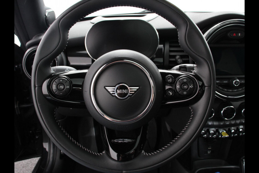 MINI Mini Electric Yours 33 kWh Leder Climate Control Cruise Control Navigatie Camera Harman Kardon Panoramadak Stoelverwarming