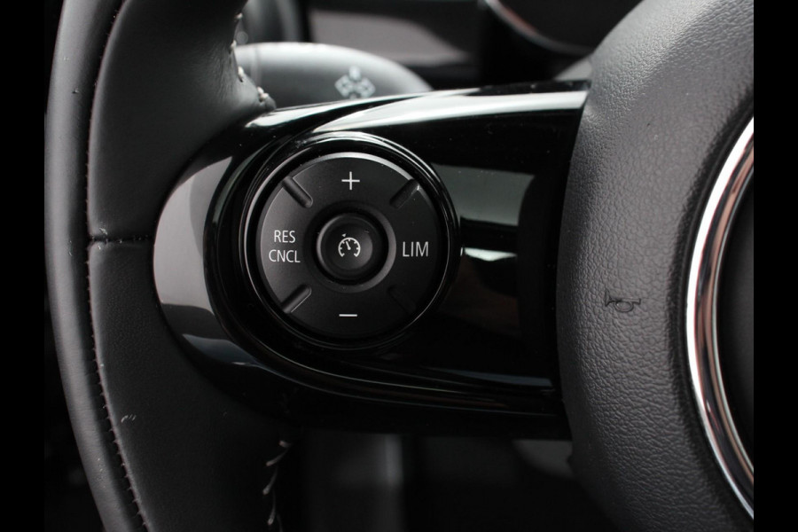 MINI Mini Electric Yours 33 kWh Leder Climate Control Cruise Control Navigatie Camera Harman Kardon Panoramadak Stoelverwarming