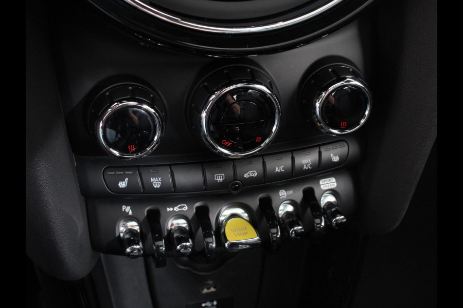 MINI Mini Electric Yours 33 kWh Leder Climate Control Cruise Control Navigatie Camera Harman Kardon Panoramadak Stoelverwarming