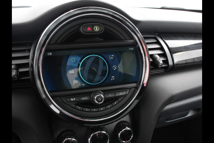 MINI Mini Electric Yours 33 kWh Leder Climate Control Cruise Control Navigatie Camera Harman Kardon Panoramadak Stoelverwarming