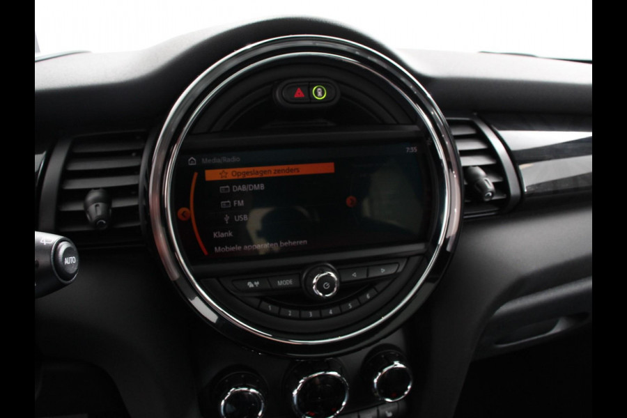 MINI Mini Electric Yours 33 kWh Leder Climate Control Cruise Control Navigatie Camera Harman Kardon Panoramadak Stoelverwarming