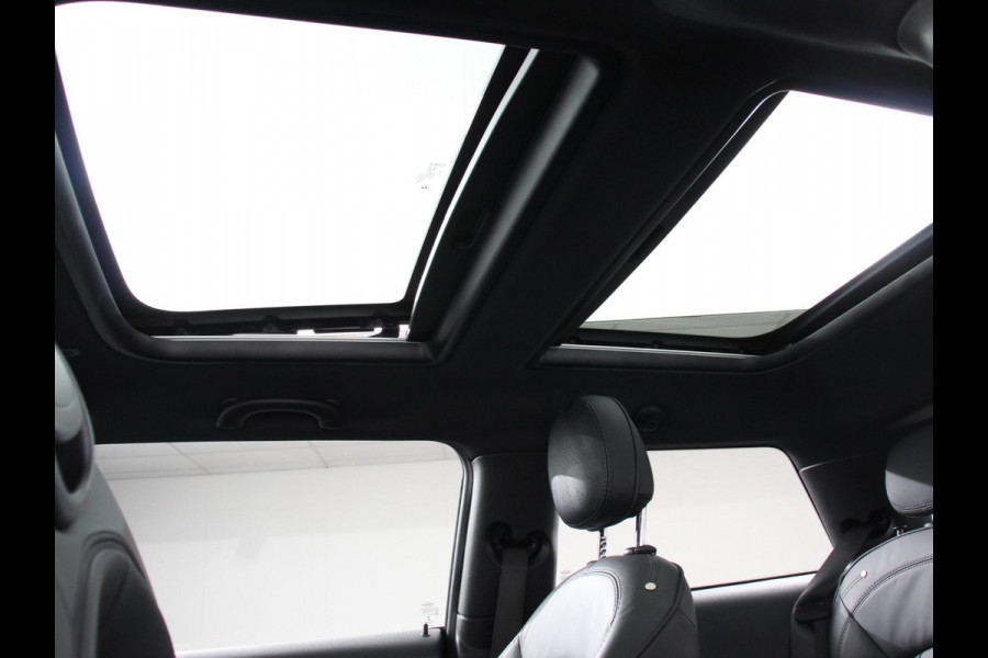 MINI Mini Electric Yours 33 kWh Leder Climate Control Cruise Control Navigatie Camera Harman Kardon Panoramadak Stoelverwarming