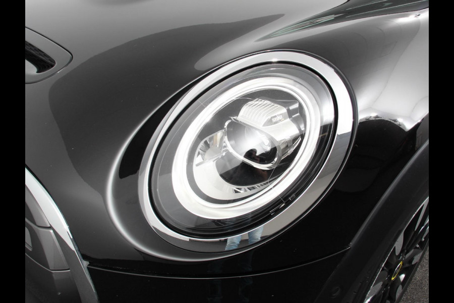 MINI Mini Electric Yours 33 kWh Leder Climate Control Cruise Control Navigatie Camera Harman Kardon Panoramadak Stoelverwarming