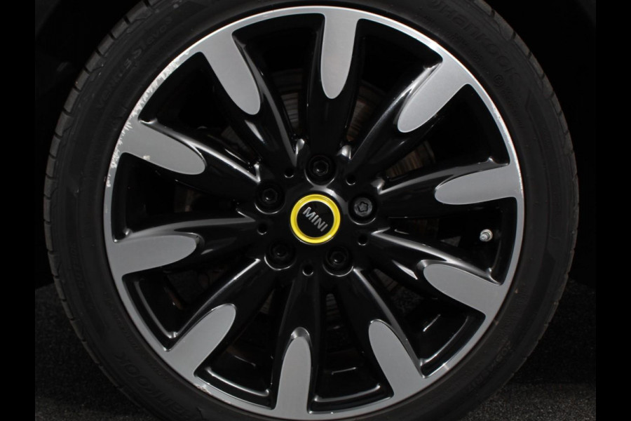 MINI Mini Electric Yours 33 kWh Leder Climate Control Cruise Control Navigatie Camera Harman Kardon Panoramadak Stoelverwarming