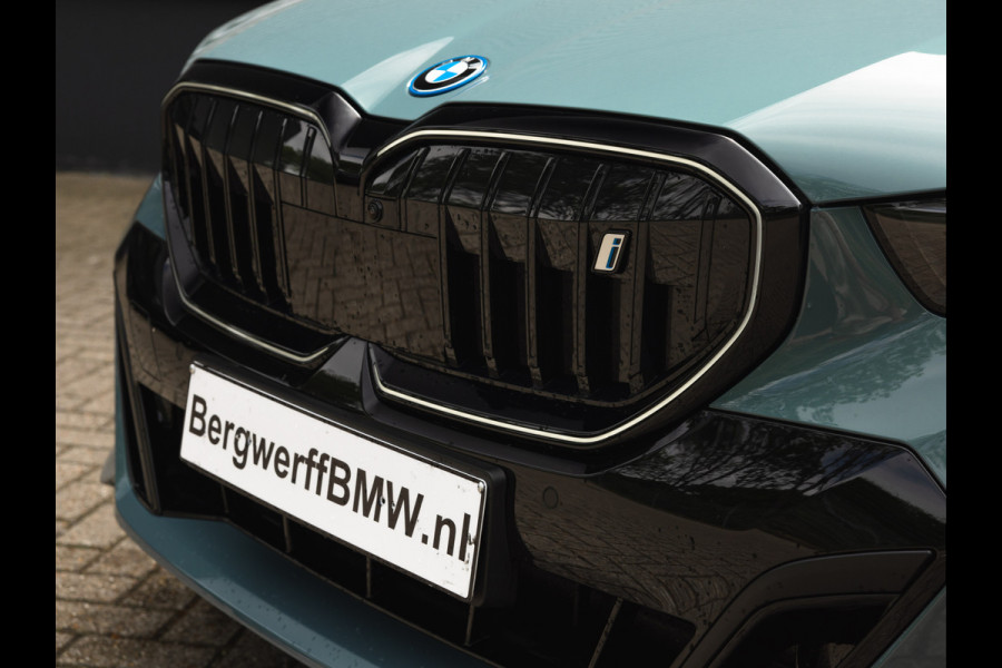 BMW i5 Touring eDrive40 M-Sport Pro - Pano - Onderstel Prof - Bowers & Wilkins