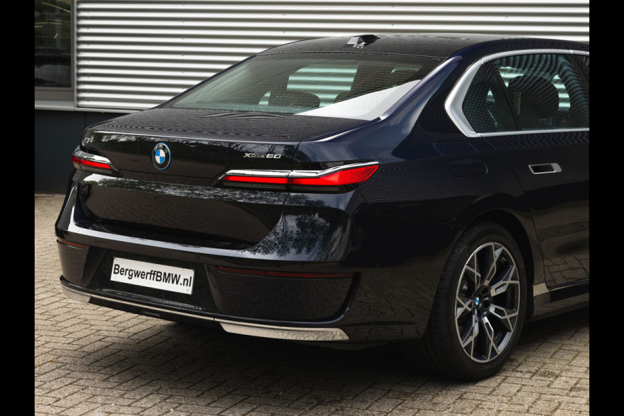 BMW i7 xDrive60 - Stoelverwarming voor + achter - Head-up Display - 106kWh