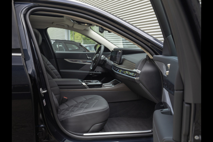 BMW i7 xDrive60 - Stoelverwarming voor + achter - Head-up Display - 106kWh