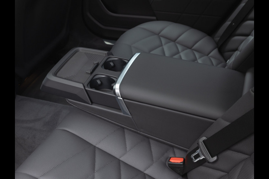 BMW i7 xDrive60 - Stoelverwarming voor + achter - Head-up Display - 106kWh