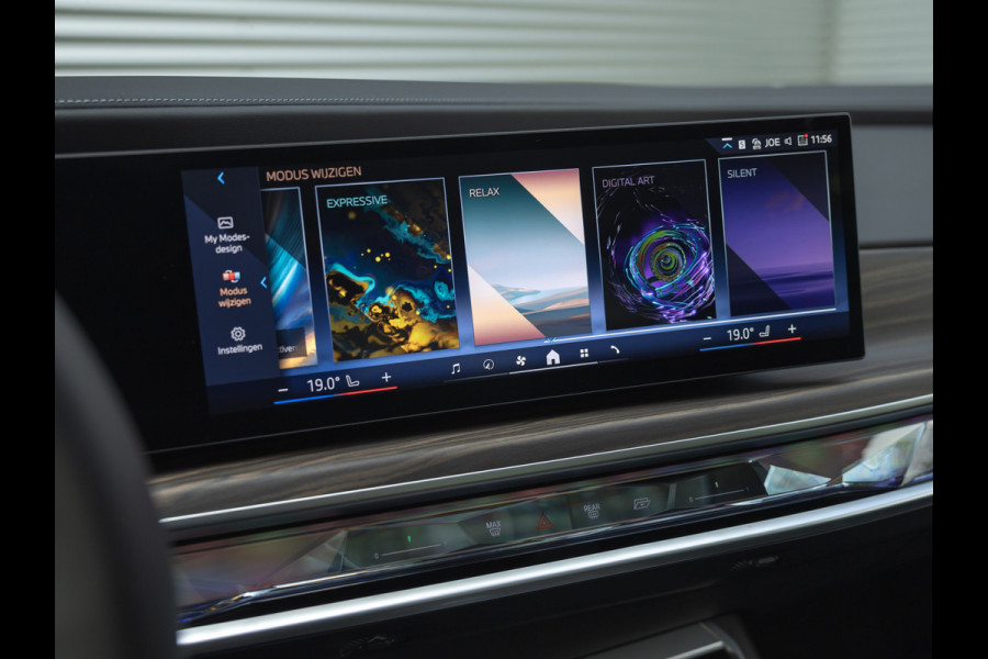 BMW i7 xDrive60 - Stoelverwarming voor + achter - Head-up Display - 106kWh