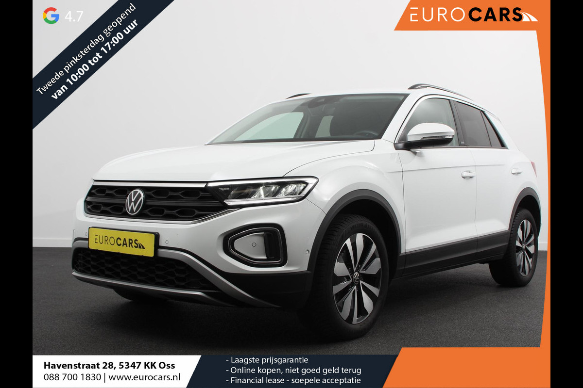 Volkswagen T-Roc 1.0 TSI 110pk Move Navigatie Apple Carpla/Android Auto Digitale Cockpit Climate Control Lichtmetalen velgen Dab Volkswagen T-Roc 1.0 TSI 110pk Move Navigatie Apple Carpla/Android Auto Digitale Cockpit Climate Control Lichtmetalen velgen Dab