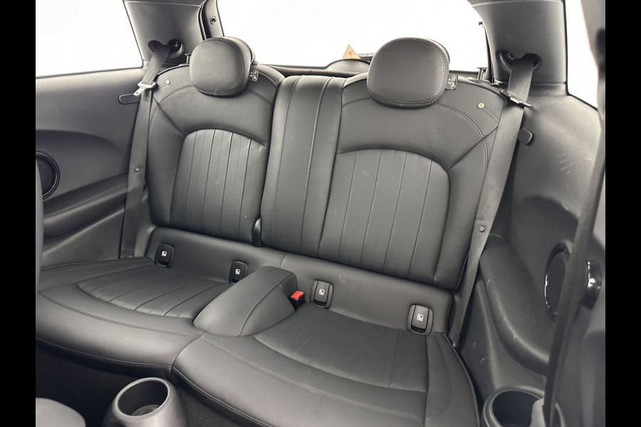 MINI Mini Electric Yours 33 kWh [ 3-Fase ] (INCL-BTW) *PANO | LUXURY-LEATHER | HARMAN/KARDON-AUDIO | FULL-LED | KEYLESS | CAMERA | NAVI-FULLMAP | DIGI-COCKPIT | DAB | HEAD-UP | HEATED-SPORTSEATS | 17"ALU*