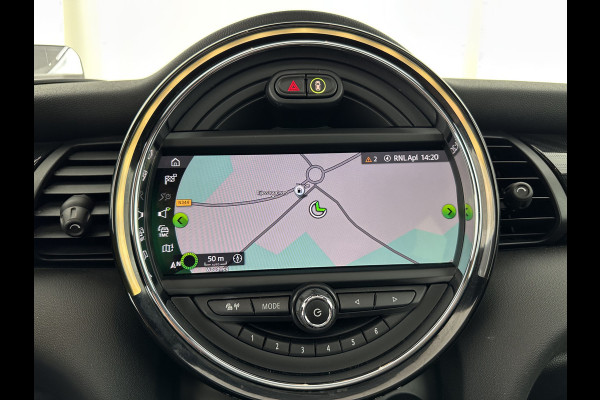 MINI Mini Electric Yours 33 kWh [ 3-Fase ] (INCL-BTW) *PANO | LUXURY-LEATHER | HARMAN/KARDON-AUDIO | FULL-LED | KEYLESS | CAMERA | NAVI-FULLMAP | DIGI-COCKPIT | DAB | HEAD-UP | HEATED-SPORTSEATS | 17"ALU*