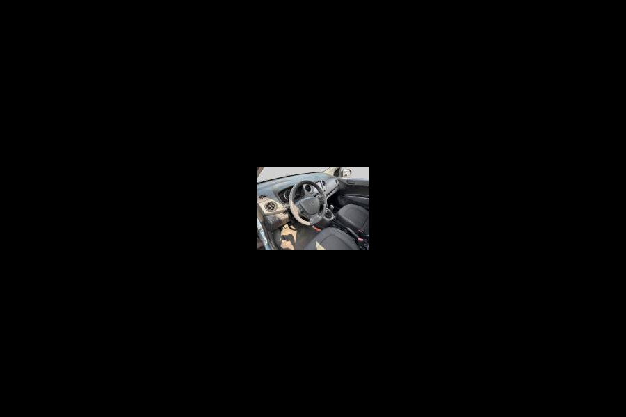 Hyundai i10 1.0i Comfort NAVIGATIE // KEURIGE STAAT