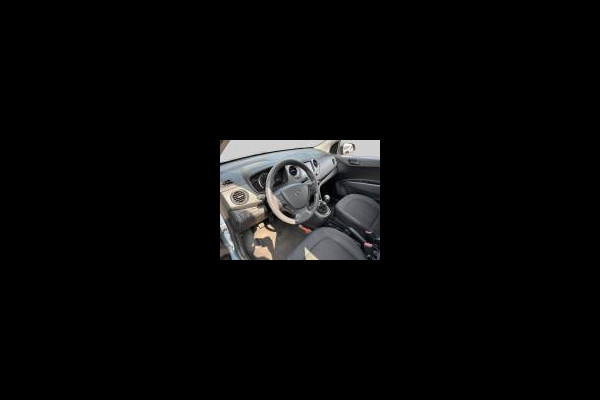 Hyundai i10 1.0i Comfort NAVIGATIE // KEURIGE STAAT