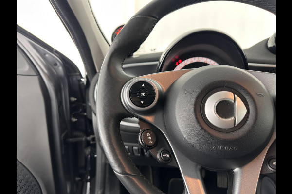 Smart Forfour EQ Business Solution 18 kWh [ 3-Fase ] ( INCL-BTW ) Aut. *FULL-LEATHER | NAVI-FULLMAP | HEATED-COMFORTSEATS | CRUISE | AIRCO | AMBIENT-LIGHT | 15''ALU*