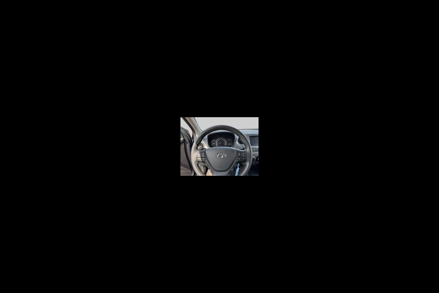 Hyundai i10 1.0i Comfort NAVIGATIE // KEURIGE STAAT