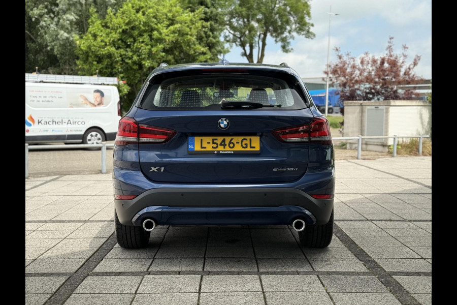 BMW X1 sDrive18d Aut. Exe Editon | Navi | Camera | Trekhaak |