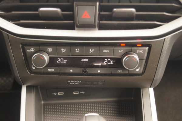 Seat Arona 1.0 TSI 110pk DSG Style Design -LED-ECC-CAM-DIGI-