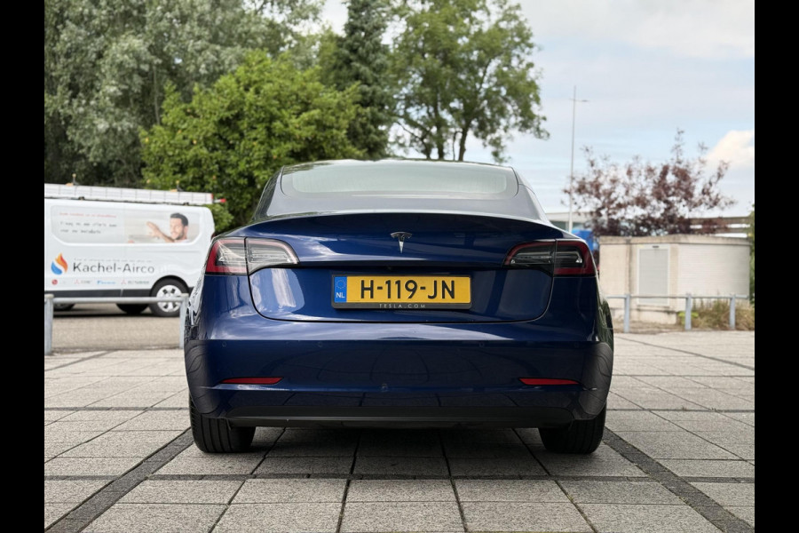 Tesla Model 3 Range Plus | Autopilot | Panorama | Leder |