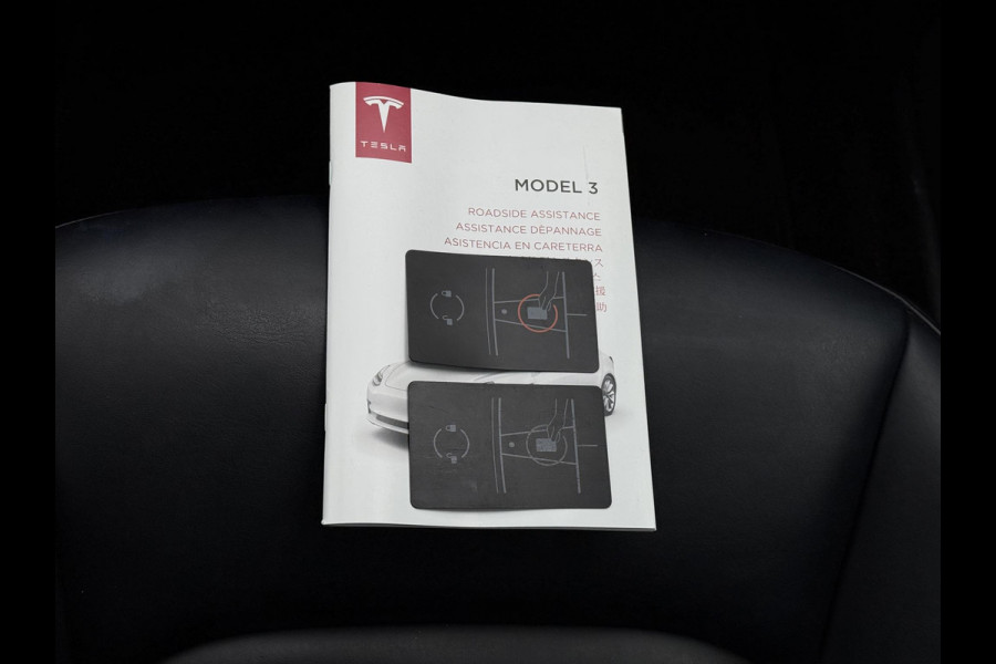 Tesla Model 3 Range Plus | Autopilot | Panorama | Leder |