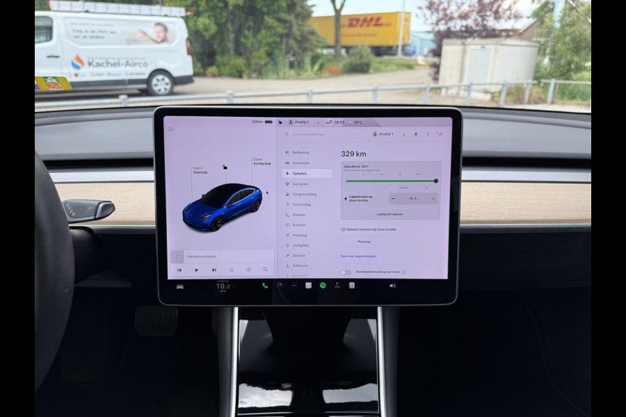 Tesla Model 3 Range Plus | Autopilot | Panorama | Leder |