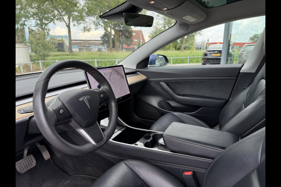 Tesla Model 3 Range Plus | Autopilot | Panorama | Leder |