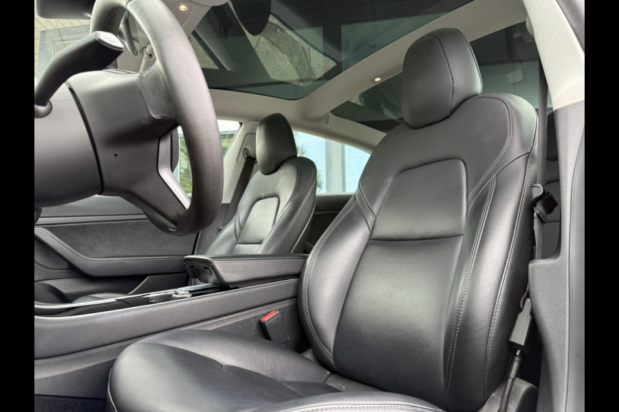 Tesla Model 3 Range Plus | Autopilot | Panorama | Leder |