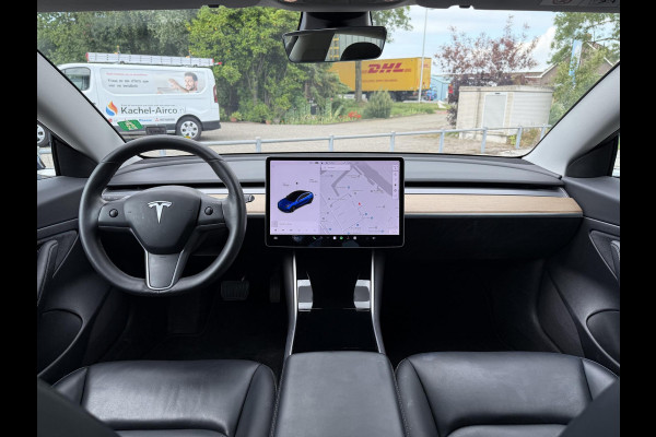 Tesla Model 3 Range Plus | Autopilot | Panorama | Leder |