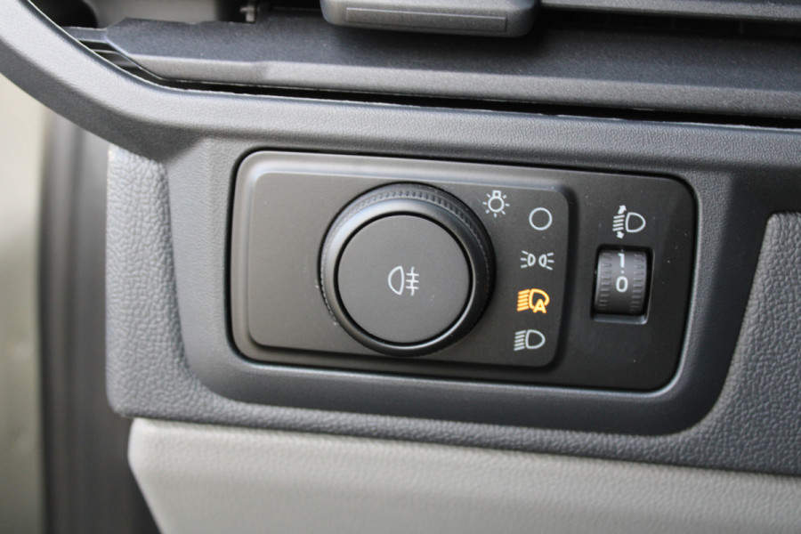 Ford Transit Custom 300 2.0 TDCI L1H1 Trend 136pk - Carplay - Android - Camera - LED - Stoelverwarming - 70l tank - Rijklaar