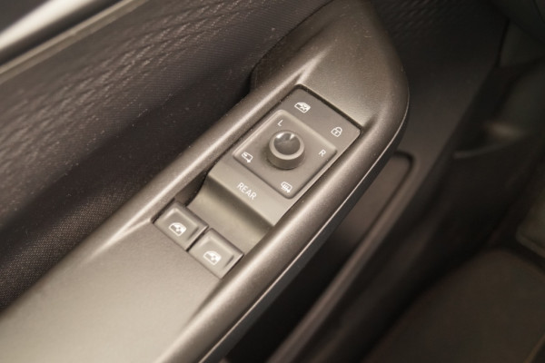 CUPRA Born Edition 62kWh 204pk -NAVI-ECC-CAM-DAB-