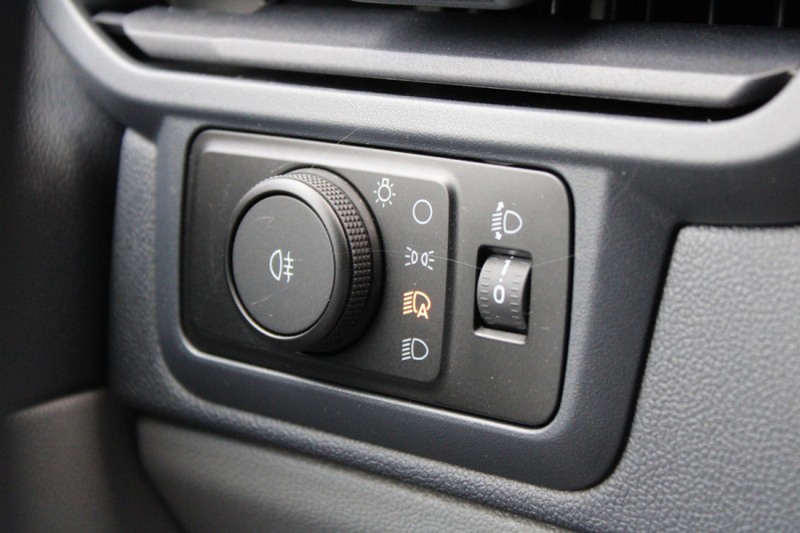Ford Transit Custom 320 2.0 TDCI L2H1 Trend 136pk - 2x Schuifdeur - LED koplampen - Carplay - Android - Camera - Stoelverwarming - 70l tank - Rijkla